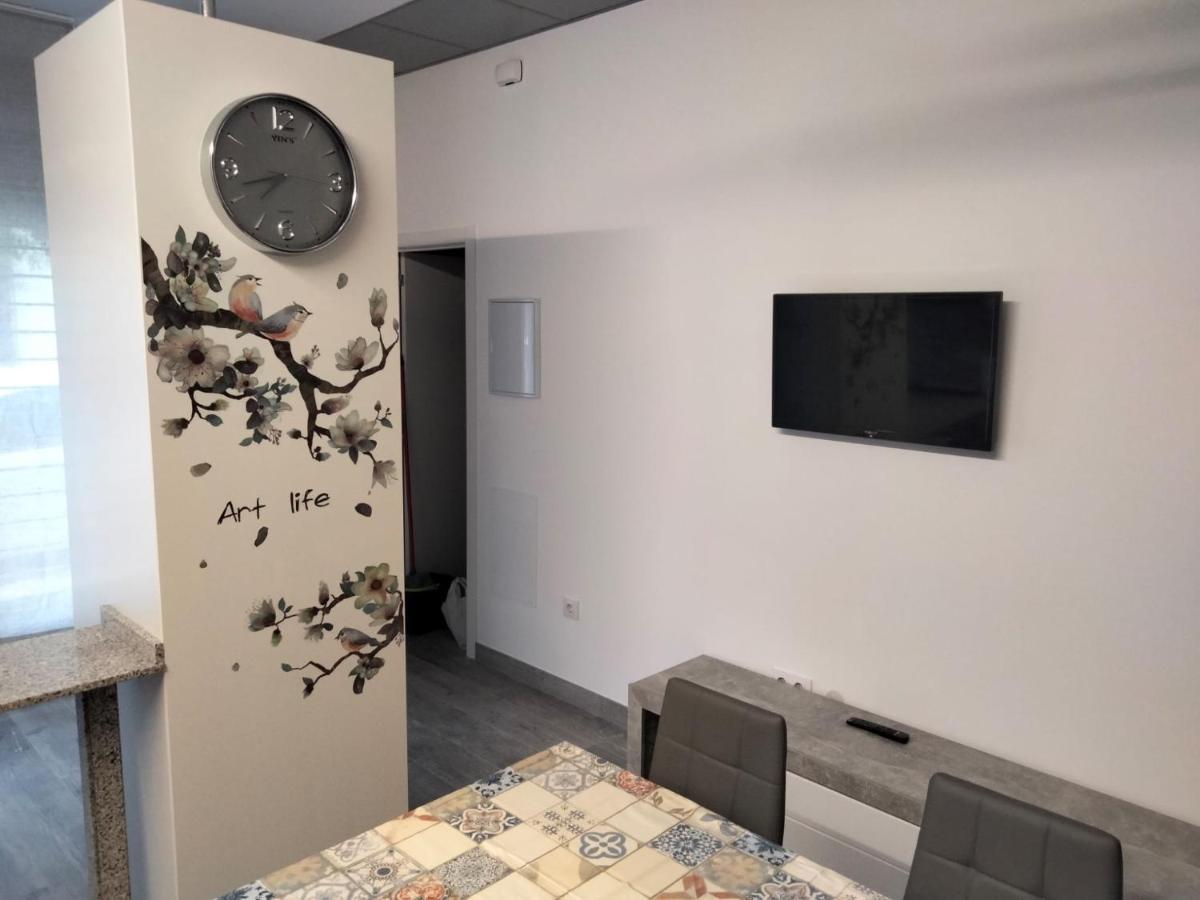 Loft La Calahorra Con Posibilidad De Aparcamiento Pregunta Por El Pack Mas Amor Córdoba Eksteriør bilde