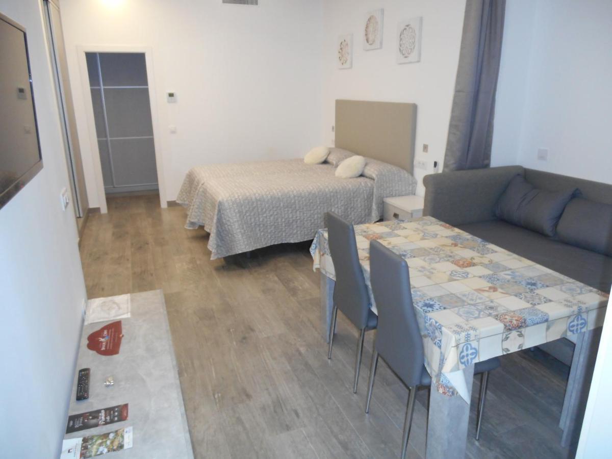 Loft La Calahorra Con Posibilidad De Aparcamiento Pregunta Por El Pack Mas Amor Córdoba Eksteriør bilde